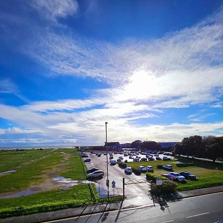 Seaview 2 Bedroom Apartment Littlehampton Zewnętrze zdjęcie